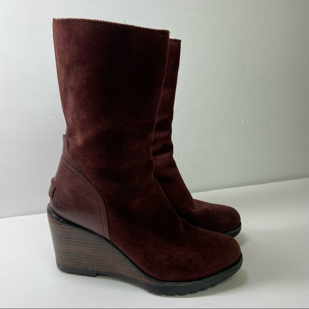 Women's Suede Wedge Boots - Burgundy